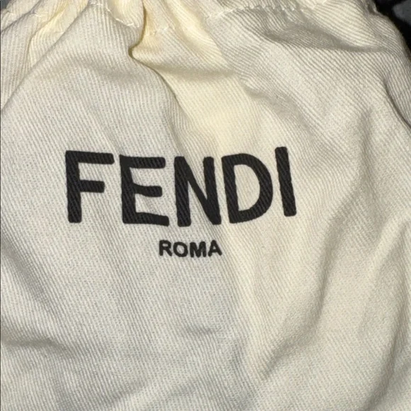?NWT FENDI COMB 3” ?NWT FENDI COMB 3” main image 4